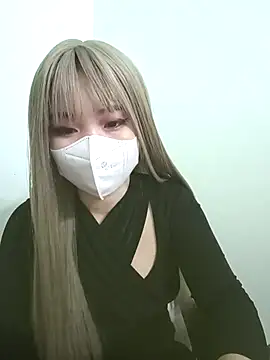 Snapshot of Wet_mina888 chatting on 02-13-25, 01:05 Wet mina888 online show from 02-13-25, 01:05