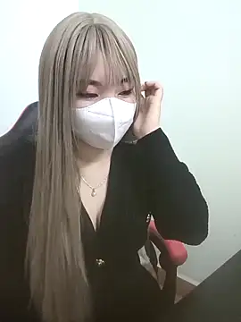 Snapshot of Wet_mina888 chatting on 02-17-25, 01:25 Wet mina888 online show from 02-17-25, 01:25