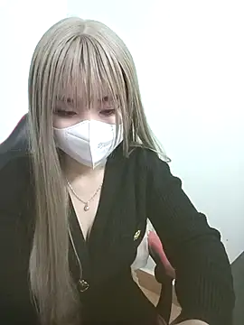 Snapshot of Wet_mina888 chatting on 02-19-25, 09:17 Wet mina888 online show from 02-19-25, 09:17