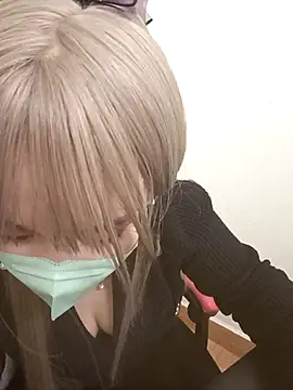 Snapshot of Wet_mina888 chatting on 03-05-25, 07:16 Wet mina888 online show from 03-05-25, 07:16