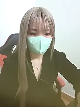 Snapshot of Wet_mina888 chatting on 03-05-25, 12:22 Wet mina888 online show from 03-05-25, 12:22