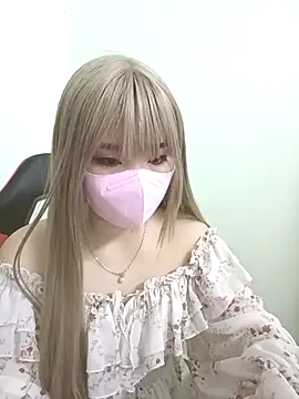 Snapshot of Wet_mina888 chatting on 03-19-25, 12:12 Wet mina888 online show from 03-19-25, 12:12