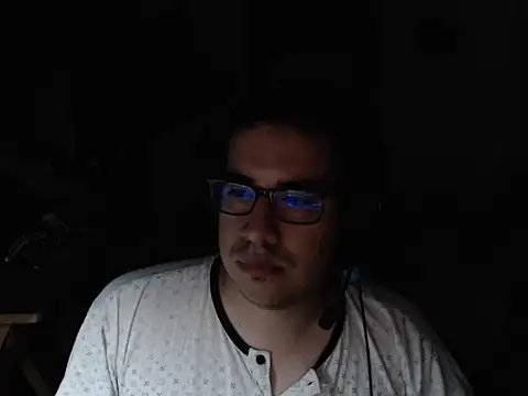 Snapshot of thealfawolf01 chatting on 11-27-25, 02:57 thealfawolf01 online show from 11-27-25, 02:57