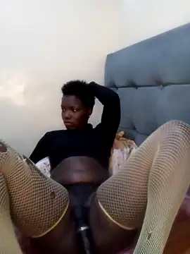 Snapshot of Layla_Amish1 chatting on 01-10-25, 03:37 Layla Amish1 online show from 01-10-25, 03:37