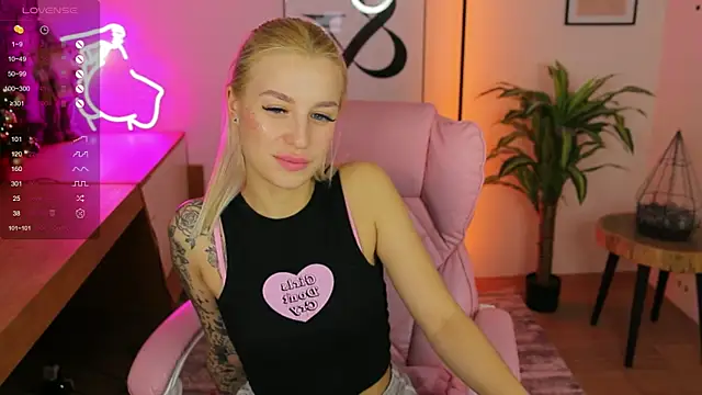 Crystal Barbie online show from 12-24-24, 01:49