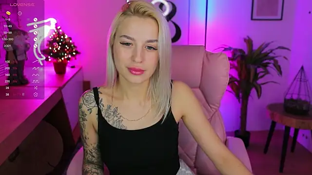 Crystal Barbie online show from 01-03-25, 11:55