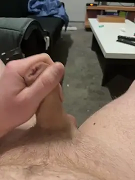 Snapshot of pete4445 chatting on 04-15-26, 05:42 pete4445 online show from 04-15-26, 05:42