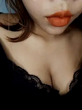 Snapshot of Sofia_xx2 chatting on 03-04-25, 07:41 Sofia xx2 online show from 03-04-25, 07:41