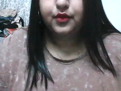 smile pretty online show from 02-24-25, 08:36