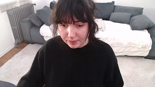 Lynylou online show from 02-23-25, 08:17