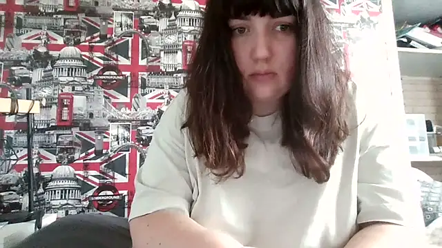 Lynylou online show from 09-19-25, 02:40