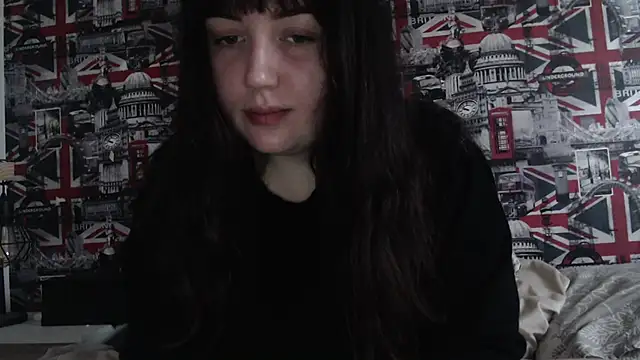 Lynylou online show from 02-17-26, 04:35