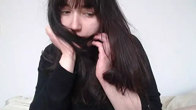 Lynylou online show from 04-01-26, 12:39
