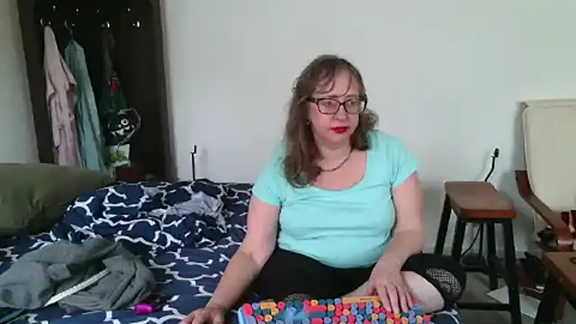 LilyLuscious online show from 09-13-25, 06:08