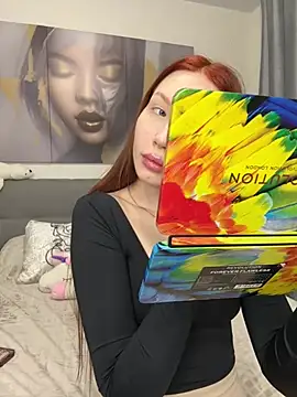 Snapshot of JudyWalkerr chatting on 12-19-24, 01:40 JudyWalkerr online show from 12-19-24, 01:40