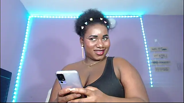 Snapshot of DILAY_XXX chatting on 12-28-24, 07:11 DILAY XXX online show from 12-28-24, 07:11