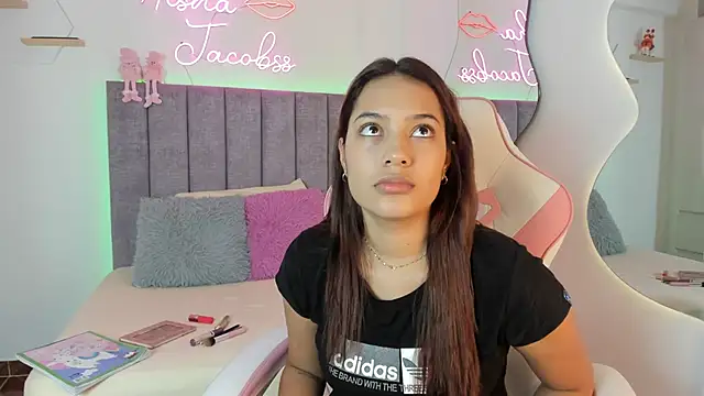 Snapshot of jacobss_gh chatting on 02-14-25, 09:43 jacobss gh online show from 02-14-25, 09:43