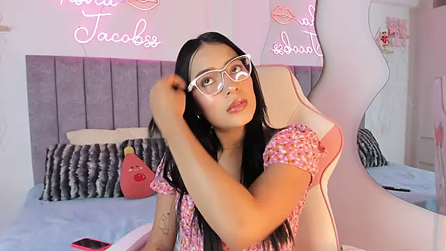 Snapshot of jacobss_gh chatting on 09-19-25, 09:37 jacobss gh online show from 09-19-25, 09:37