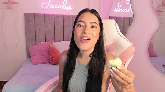 Snapshot of jacobss_gh chatting on 11-01-25, 09:06 jacobss gh online show from 11-01-25, 09:06