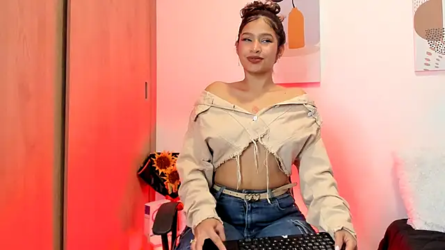 SeleneClark online show from 02-25-25, 08:19