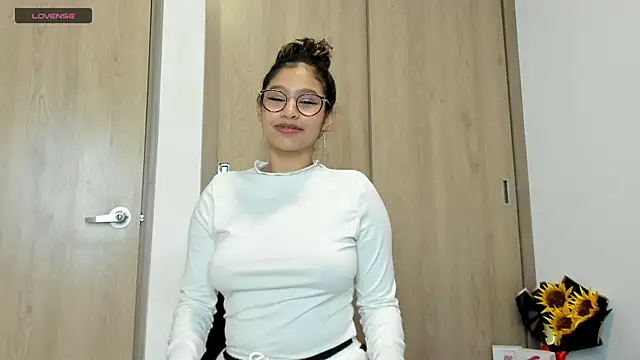 SeleneClark online show from 03-07-25, 11:49