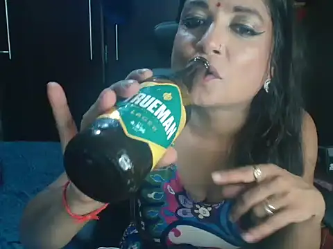 Snapshot of blzed420 chatting on 02-08-25, 10:19 blzed420 online show from 02-08-25, 10:19