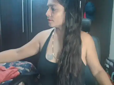 Snapshot of blzed420 chatting on 03-06-25, 06:48 blzed420 online show from 03-06-25, 06:48