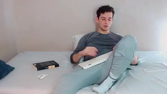 Elio555 online show from 03-02-25, 08:40