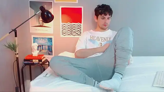 Elio555 online show from 09-16-25, 09:38