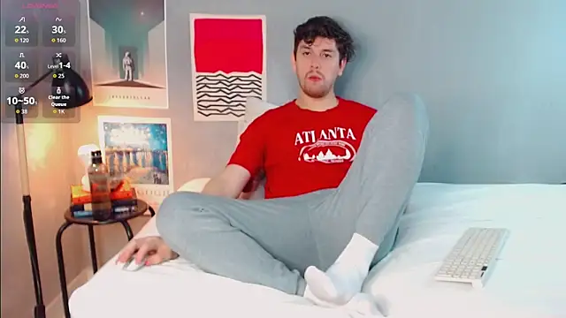 Snapshot of Elio555 chatting on 12-22-25, 02:36 Elio555 online show from 12-22-25, 02:36