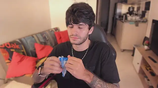 justin stark7 online show from 10-01-25, 11:22