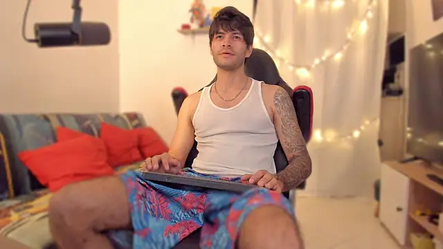 justin stark7 online show from 12-20-25, 09:33