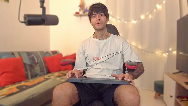 justin stark7 online show from 02-16-26, 01:40