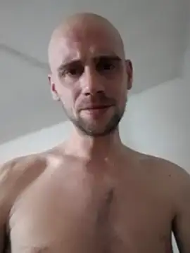 Rejtelmesest online show from 03-02-25, 01:04