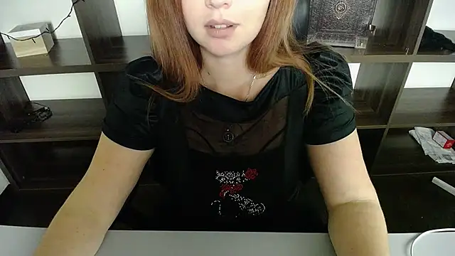 Lizzy Love online show from 01-15-25, 01:23