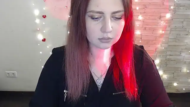 Lizzy Love online show from 02-04-25, 01:27