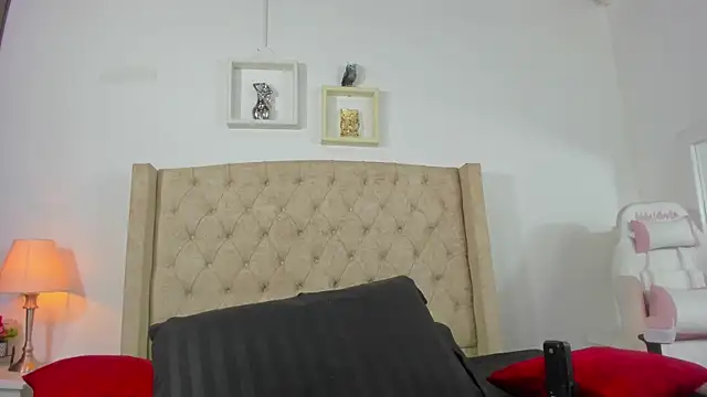 allisson m online show from 03-11-25, 12:06