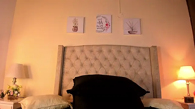 allisson m online show from 04-22-26, 12:07