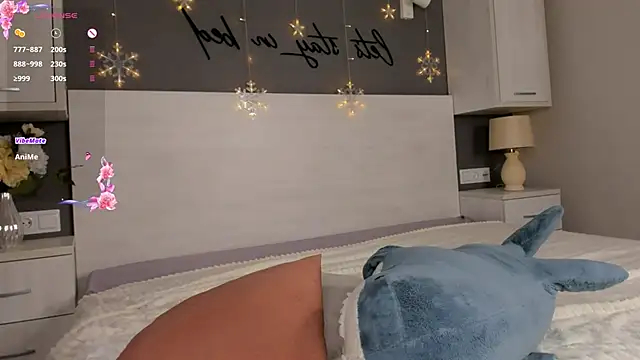 Snapshot of willow_fox chatting on 02-18-25, 08:58 willow fox online show from 02-18-25, 08:58