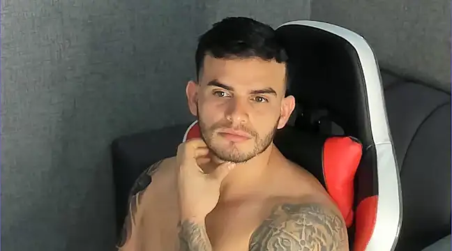 Ricardogo19 online show from 02-23-25, 05:18