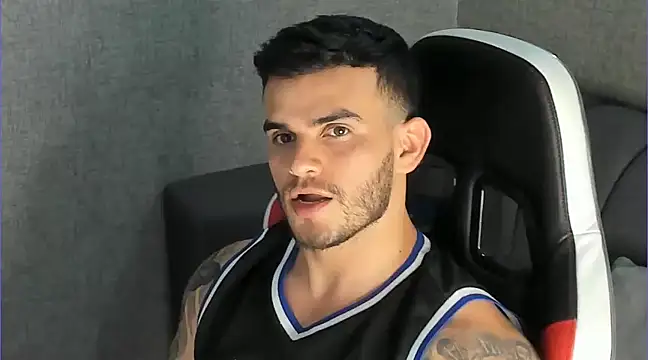 Ricardogo19 online show from 02-26-25, 07:16