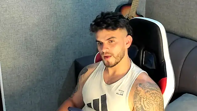 Ricardogo19 online show from 10-13-25, 08:31