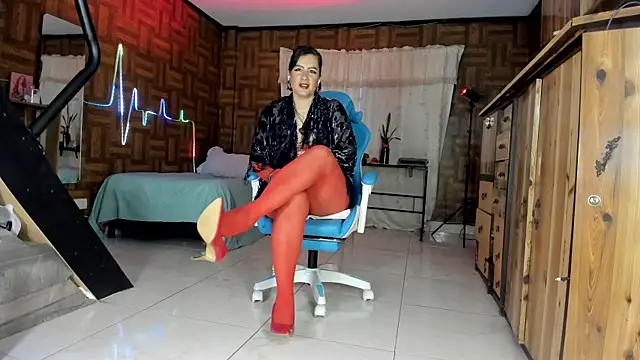 Snapshot of Cristina_Vanegas631 chatting on 06-07-26, 10:46 Cristina Vanegas631 online show from 06-07-26, 10:46