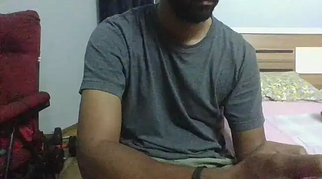 Snapshot of IndianEurope chatting on 12-26-24, 01:32 IndianEurope online show from 12-26-24, 01:32