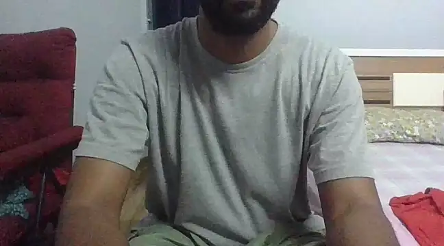 Snapshot of IndianEurope chatting on 02-18-25, 05:53 IndianEurope online show from 02-18-25, 05:53