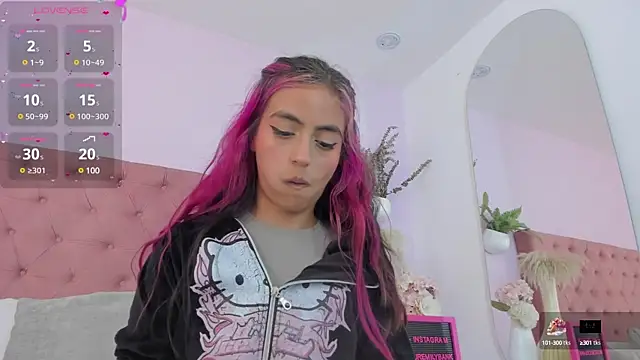 emily bank online show from 03-08-25, 02:12