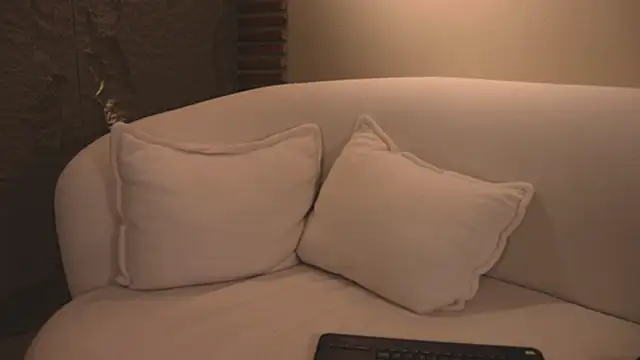 Logan Varela online show from 03-04-25, 05:21