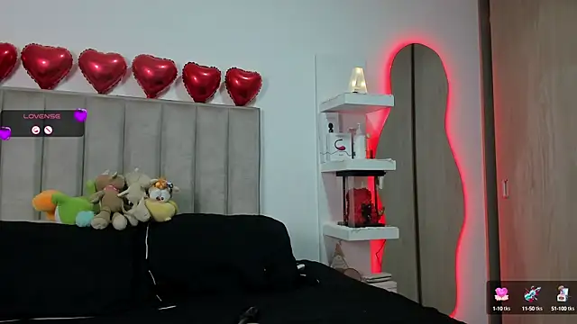 Snapshot of Queen_Antonella_Oficial chatting on 02-11-25, 02:24 Queen Antonella Oficial online show from 02-11-25, 02:24