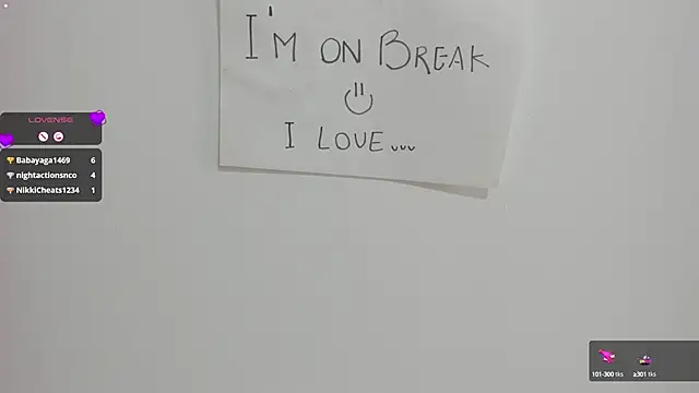 Snapshot of Queen_Antonella_Oficial chatting on 02-18-25, 02:59 Queen Antonella Oficial online show from 02-18-25, 02:59