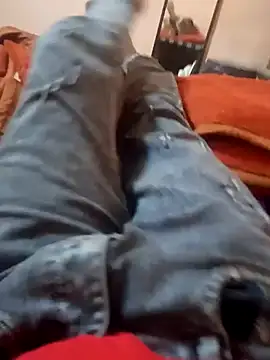 Snapshot of rjxraj chatting on 03-11-25, 09:45 rjxraj online show from 03-11-25, 09:45